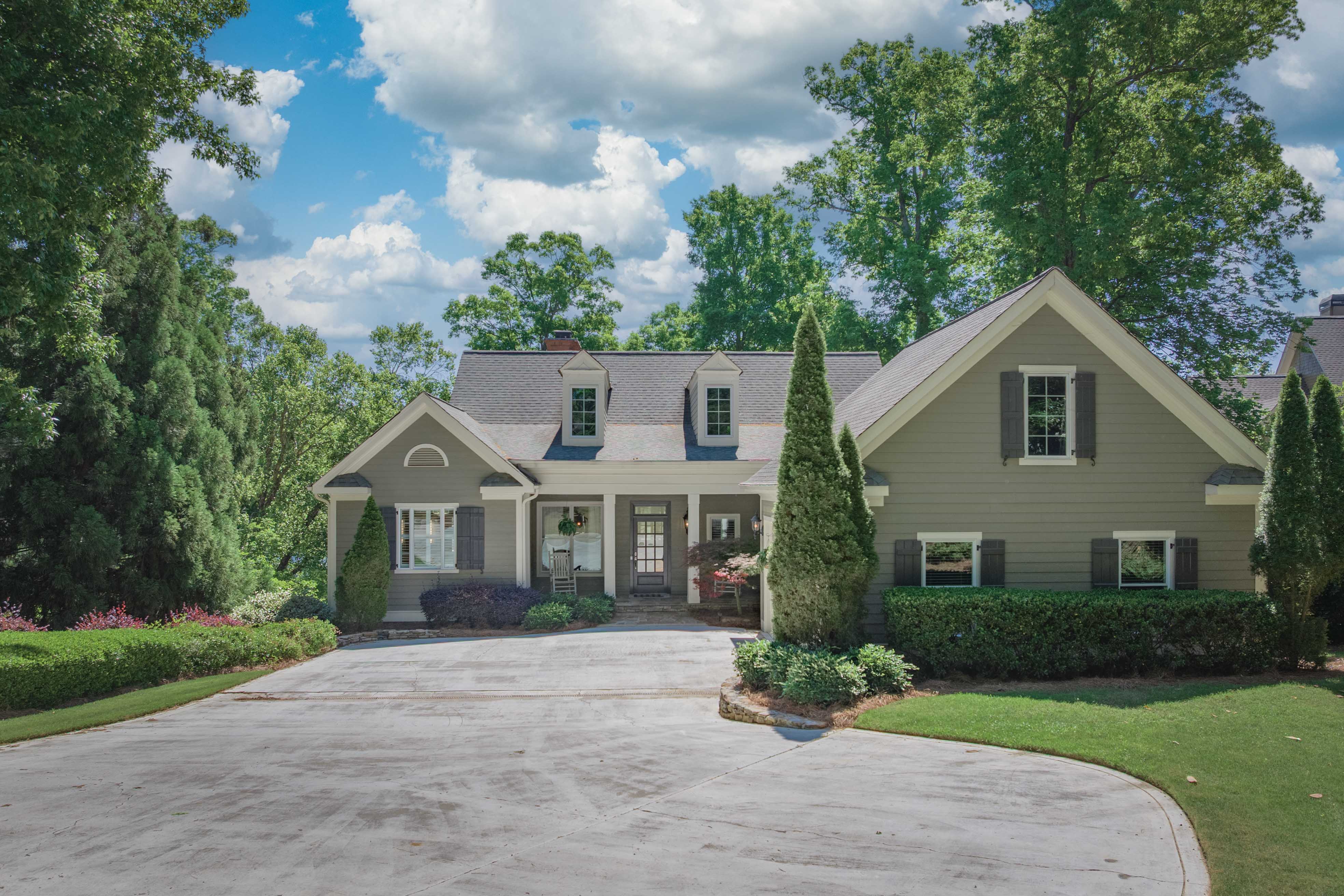 1130 Plantation Point Drive image 3